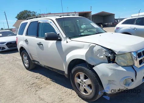 2011 Ford Escape Xlt from USA, damaged, VIN 1FMCU0D72BKB88970